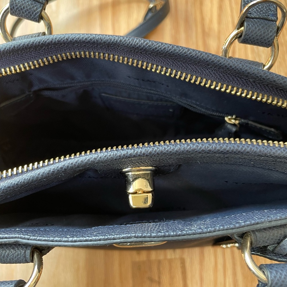 EUC Coach "Prince Street" | Crossbody/Satchel Purse | Navy Crossgrain Leather - Picture 7 of 9